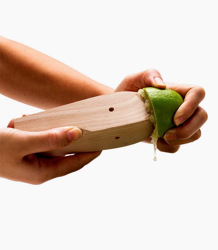 Decoration wooden present – תמונה 2